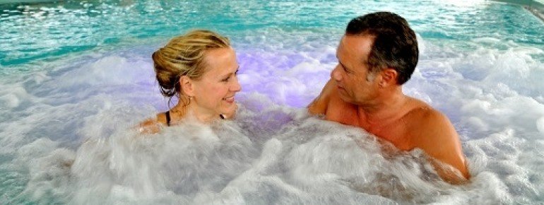 Whirlpool im Vitalbecken