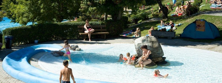 Kinderbecken im Außenbereich