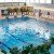 Im Sportbecken können Gäste ihre Bahnen ziehen