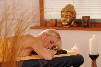 Bei verschiedenen Massagen und Dampfbadzeremonien kannst du die Seele baumeln lassen