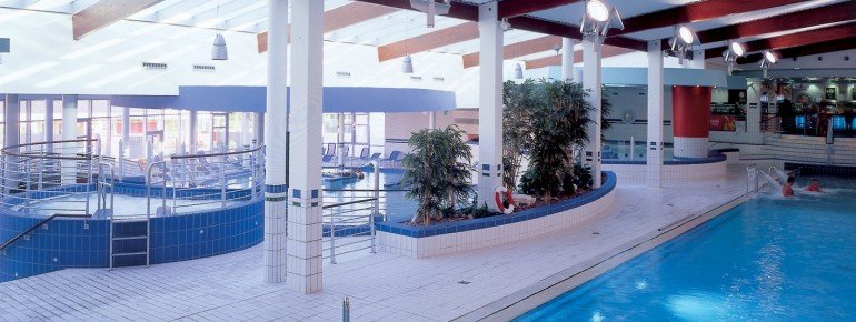 Erlebnisbecken und Whirlpools