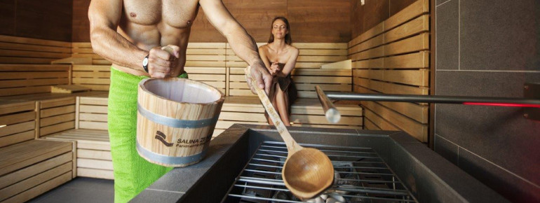 Entspannen bei der Bad Radkersburger Sauna-Zeremonie