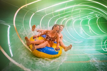 Auf großen Reifen geht’s in Kurven und Schwüngen durch die "Sliding Tires".
