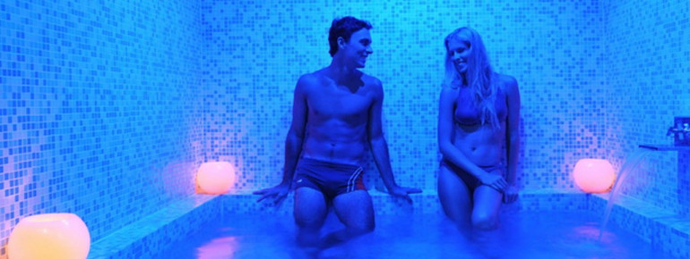 Eines der privaten Becken