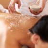 Salztal-Peeling-Massage