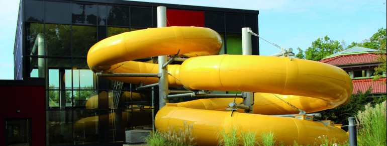 Die Riesenrutsche ist 83 Meter lang.