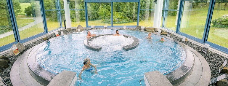 Das Grantifelsenbad in der Sonnentherme in Eging am See.