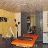 Massageraum im Wellenessbereich der Therme Leukerbad.