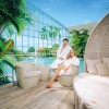 In den verschiedenen Bereichen der Therme gibt es verschiedene Liegen, Suiten und Chalets zum Mieten für den Besuchstag.