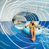 Ein großes Highlight für alle Altersklassen: die Magic Eye Reifenrutsche in der Therme Erding.