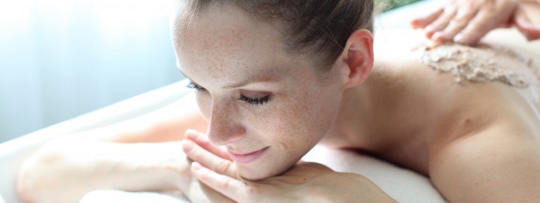Südtiroler Latschen findet man nicht nur bei Wanderungen in den traumhaften Bergen, sondern auch im SPA der Therme Meran.