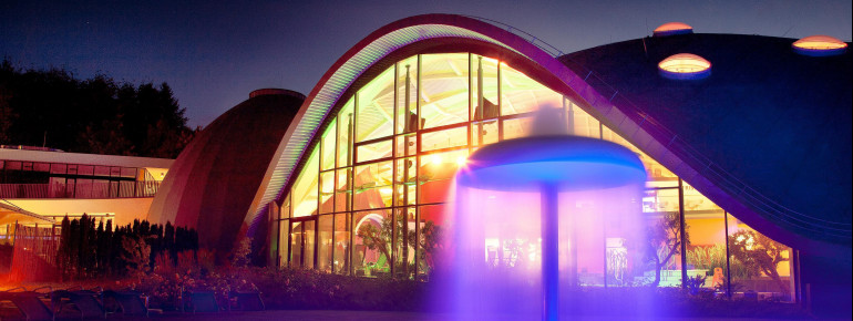 Toskana Therme Bad Orb Wasserpilz Außenbecken
