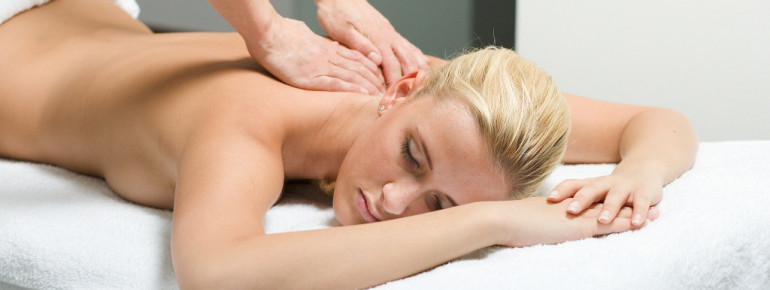 Das Val Blu bietet verschiedene Massagen für Besucher an.