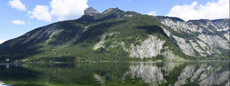 Ein 7,5 Kilometer langer Rundweg führt um den Altausseer See.