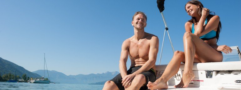 Sommerspaß pur - mit dem Boot über den Attersee