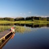 Egal ob zum Baden oder Spazierengehen, der Attlesee ist einen Besuch wert.
