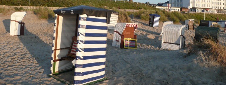 Strandkörbe und -zelte können am Nord-, Süd- und FKK-Strand gemietet werden
