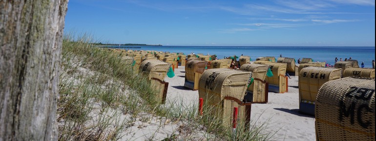 Die Badestrände auf Fehmarn bieten Erholung und Spaß für jedermann.