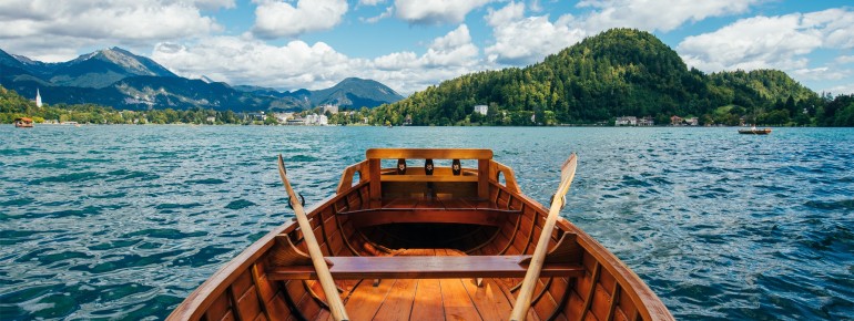 Rudern ist auf dem Bleder See eine der tradtionsreichsten und beliebtesten Sport- und Freizeitmöglichkeiten.