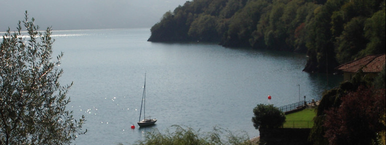 Das Ufer des Comer Sees ist 170 Kilometer lang.