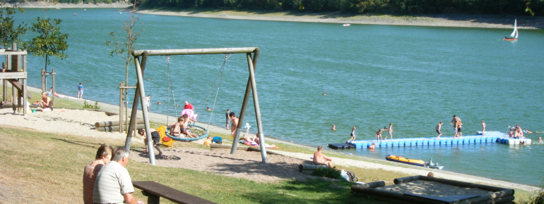 Für Kinder gibt es am Diemelsee einen Kinderspielplatz.
