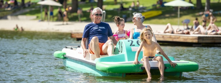 Ein Spaß für die ganze Familie: Auch einen Bootsverleih gibt es am Eginger See.