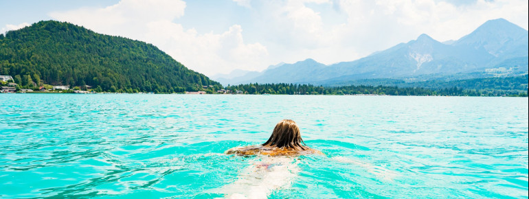Schwimmen mit traumhafter Aussicht.