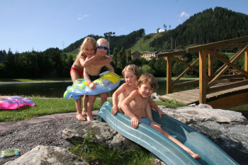 Wasserspaß beim Pichl Badesee im Kinderbecken
