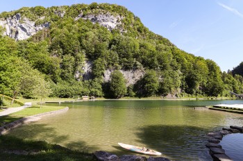 Der Luegsteinsee bietet Schwimmspaß für die ganze Familie!