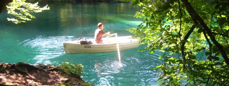 Wie wäre es mit einer kleinen Bootsfahrt?