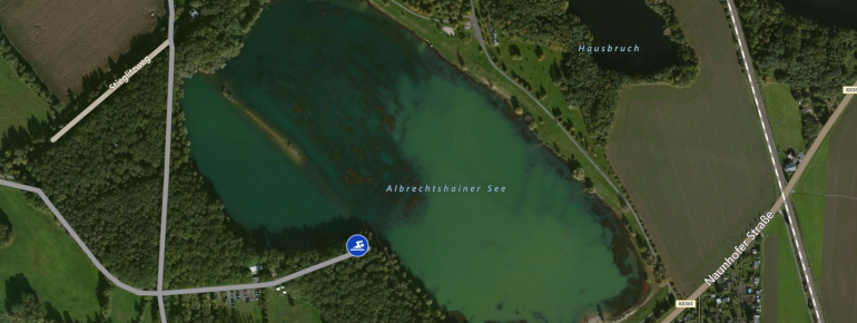 Der Albrechtshainer See aus der Luft gesehen.