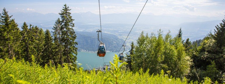 Blick von der Gerlitzen Alpe auf den Ossiacher See.