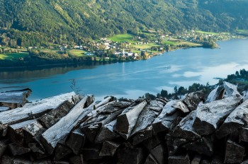 Der Ossiacher See in der Region Villach.