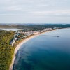 Der Strand von Binz liegt direkt an der Ostküste der Insel Rügen.