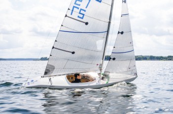 Segel setzen und den Wind genießen – der Plauer See bietet ideale Bedingungen.