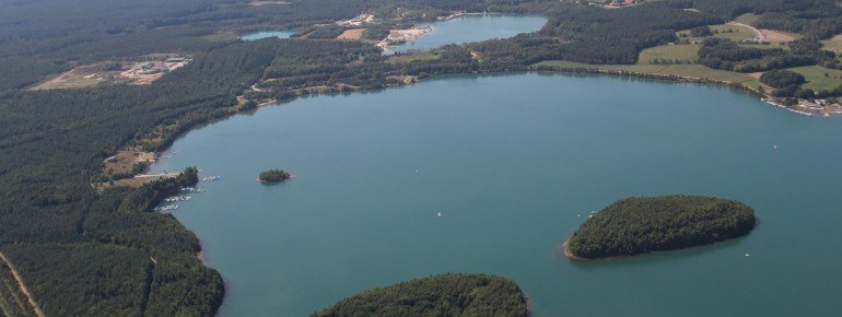 Panoramablick über den Steinberger See