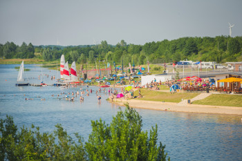 Schladitzer Bucht has something for everyone - be it surfing, sailing, or just swimming.