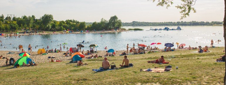 Enjoy a summer day by the lake.