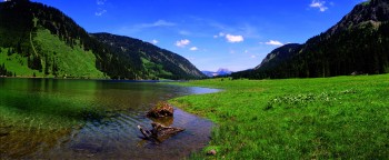 Lake Vilsalpsee is stunning with its crystal-clear water.