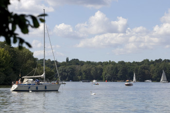 Wannsee is the perfect spot for sailing.