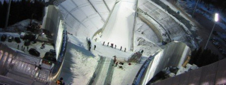 Blick von der Holmenkollen Skisprungschanze in Oslo